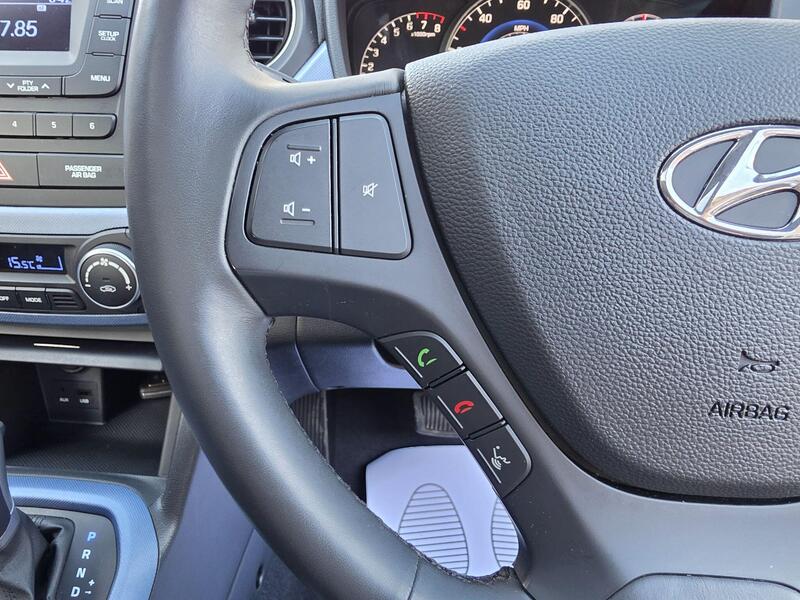 Hyundai i10 1.2 Premium SE Auto Euro 6 5dr thumbnail 26