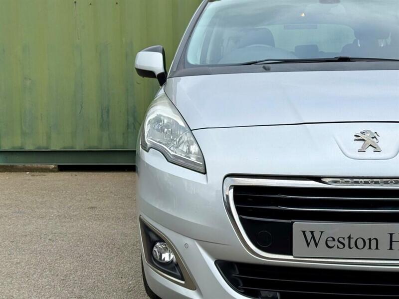 Peugeot 5008 view 7
