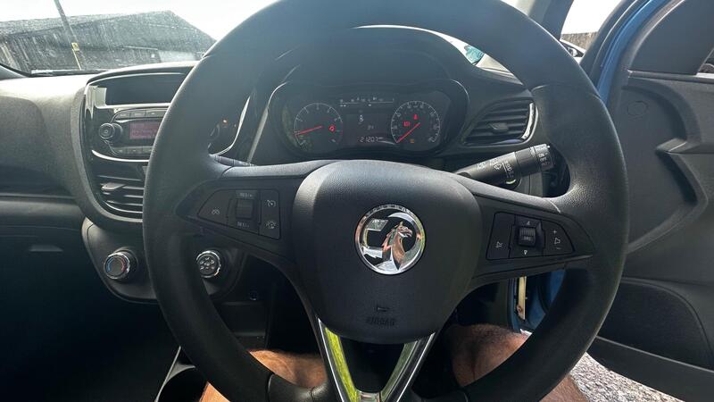 2016 Vauxhall Viva — photo 15