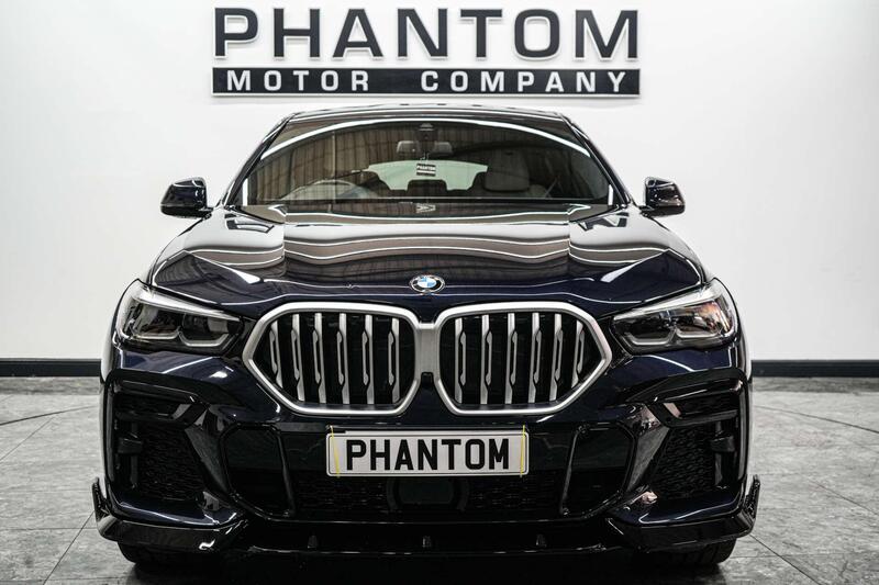 BMW X6 view 2