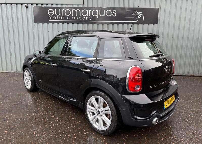 Mini Countryman view 7