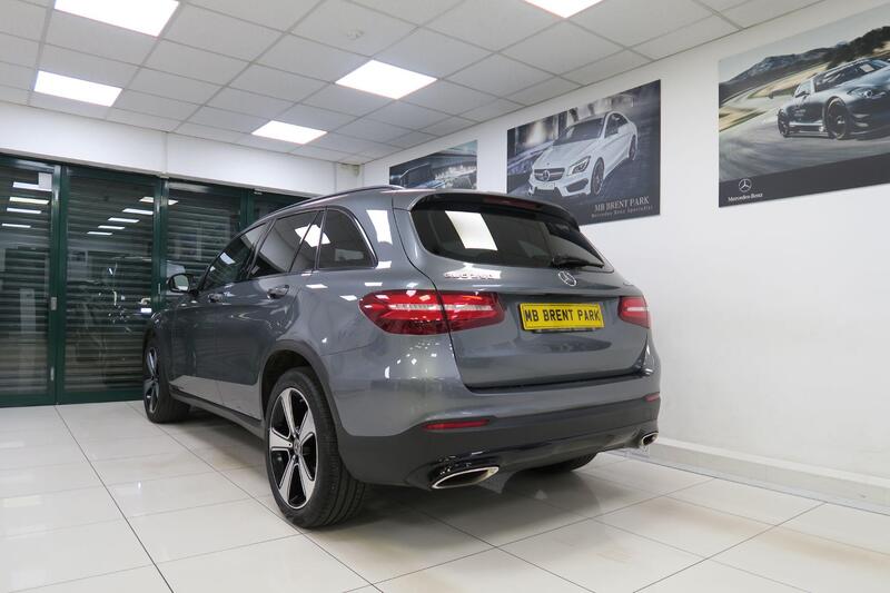 Mercedes-Benz GLC view 4