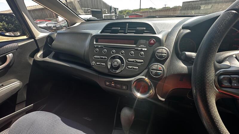 2013 Honda Jazz — photo 17