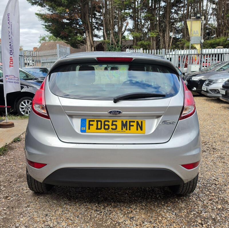 Ford Fiesta 1.25 Zetec Euro 6 5dr thumbnail 5