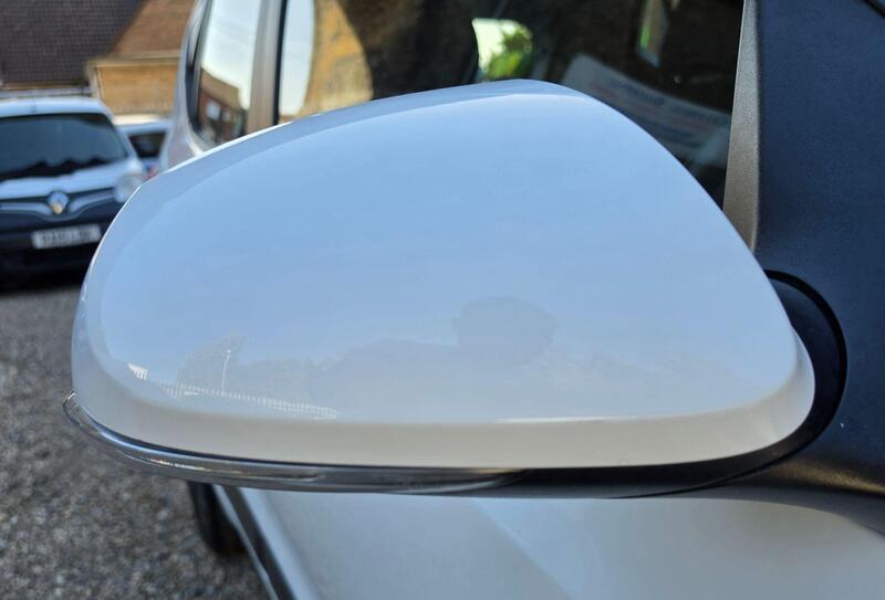 Hyundai i10 1.2 Premium SE Auto Euro 6 5dr thumbnail 9