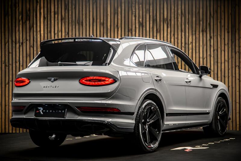 Bentley Bentayga view 4