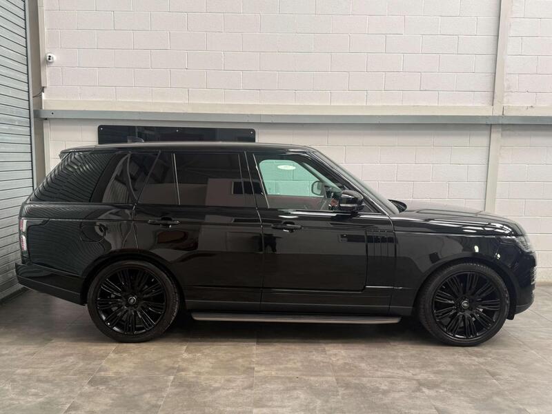 Land Rover Range Rover view 5