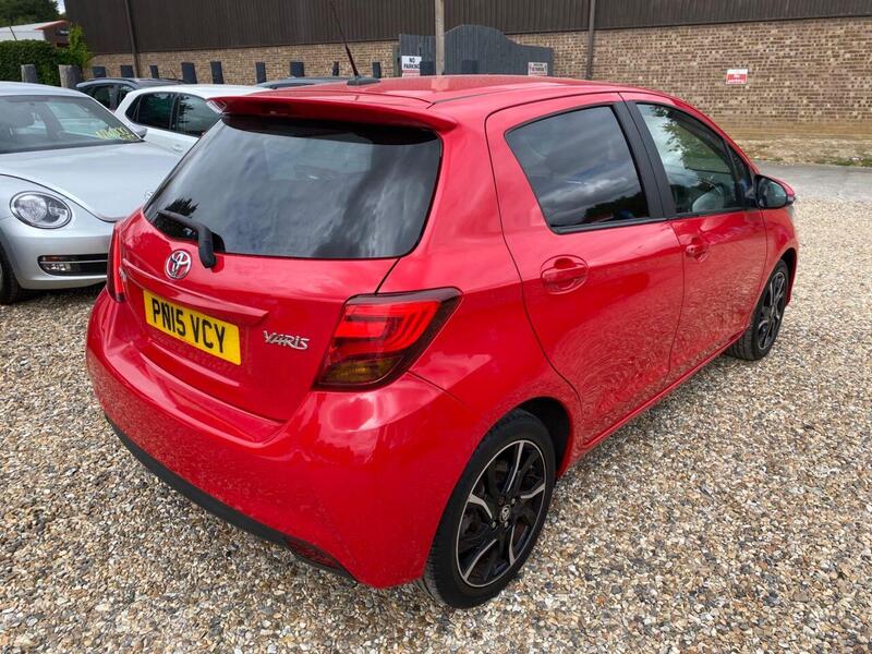 Toyota Yaris view 5