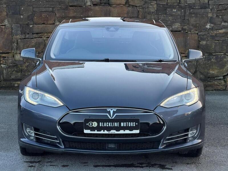 Tesla Model S view 2