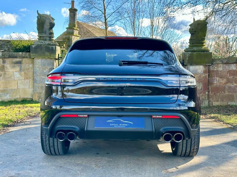 Porsche Macan view 5