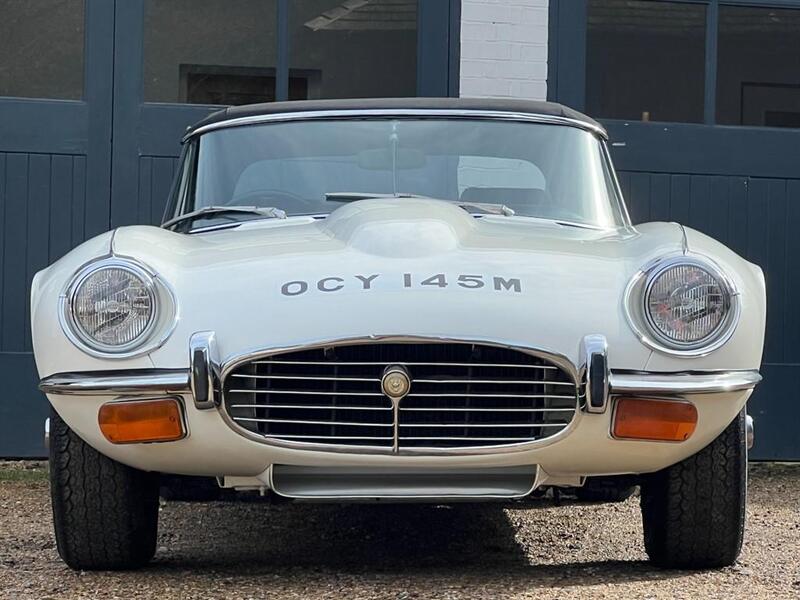 Jaguar E Type view 3