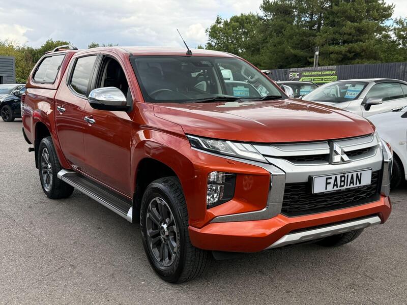 Mitsubishi L200 view 7