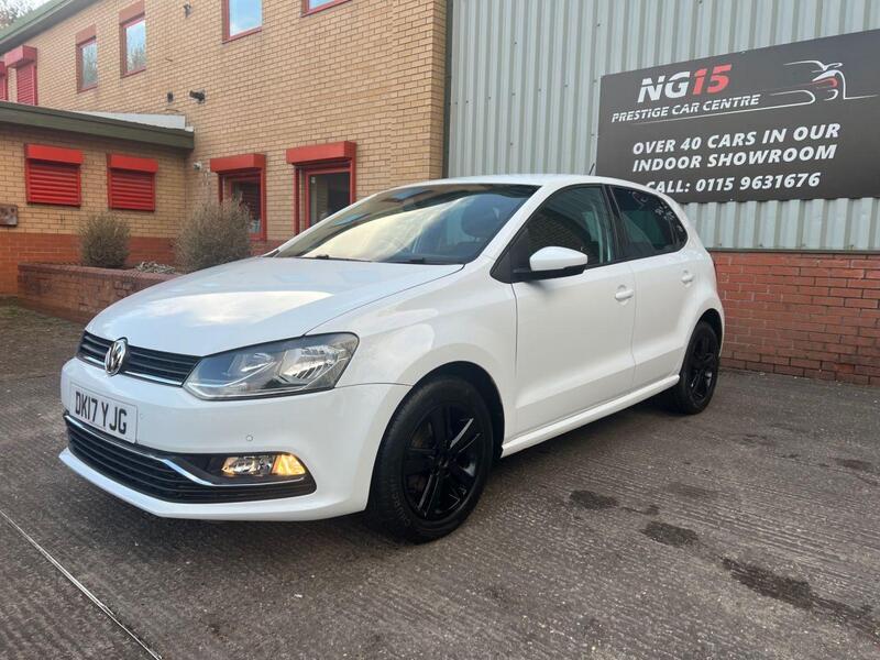 Volkswagen Polo view 4