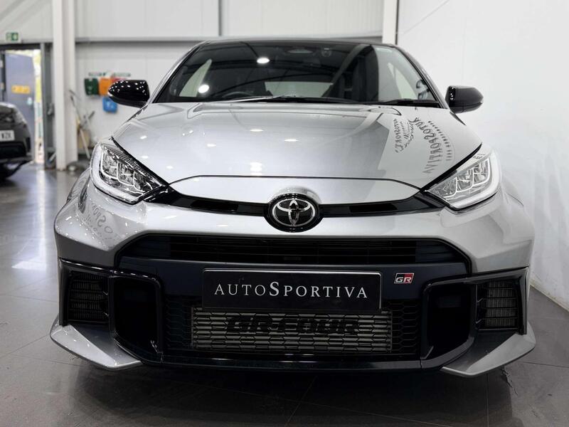Toyota Yaris view 6