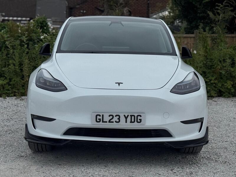 Tesla Model Y view 4