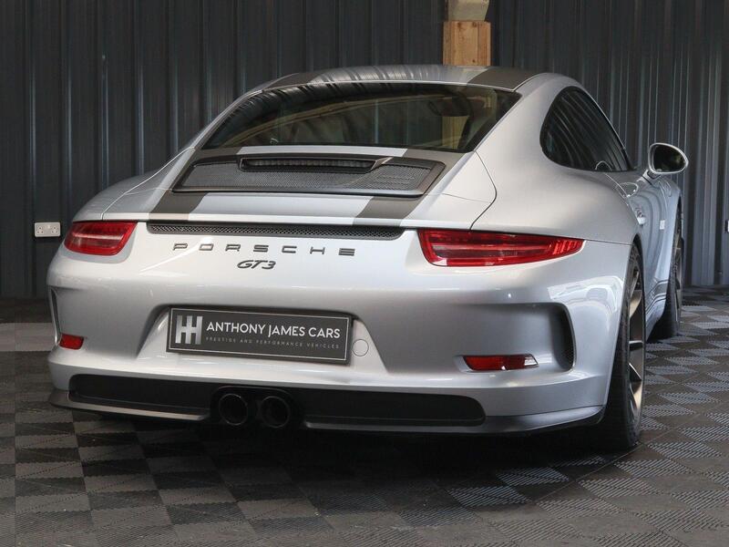 Porsche 911 view 55