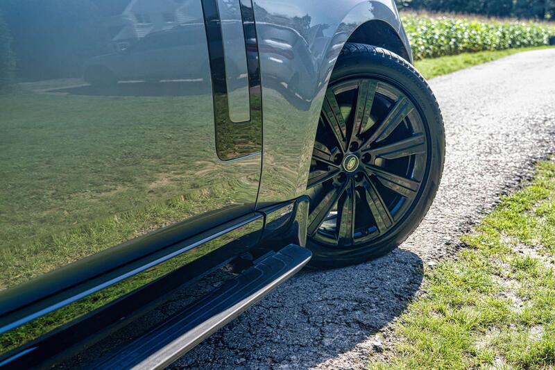 Land Rover Range Rover view 7