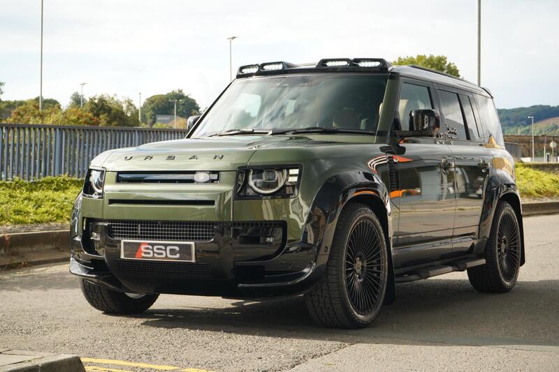 Land Rover Defender 110 view 7