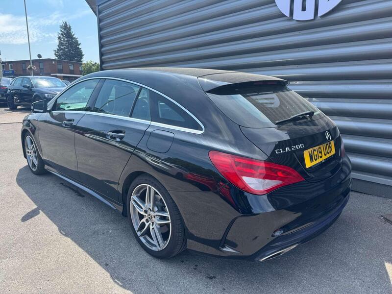 Mercedes-Benz Mercedes-Benz CLA view 5