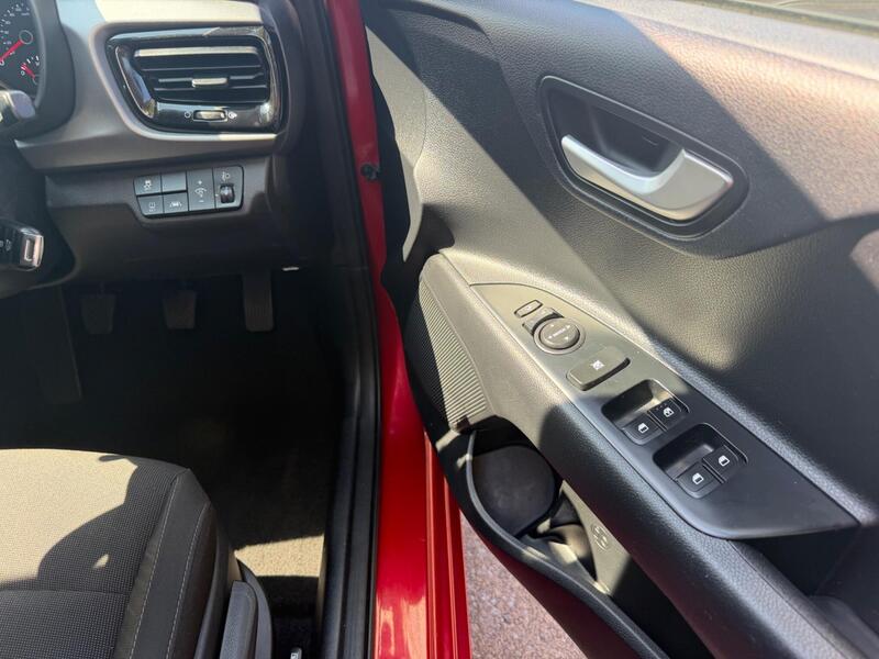Kia Rio view 6