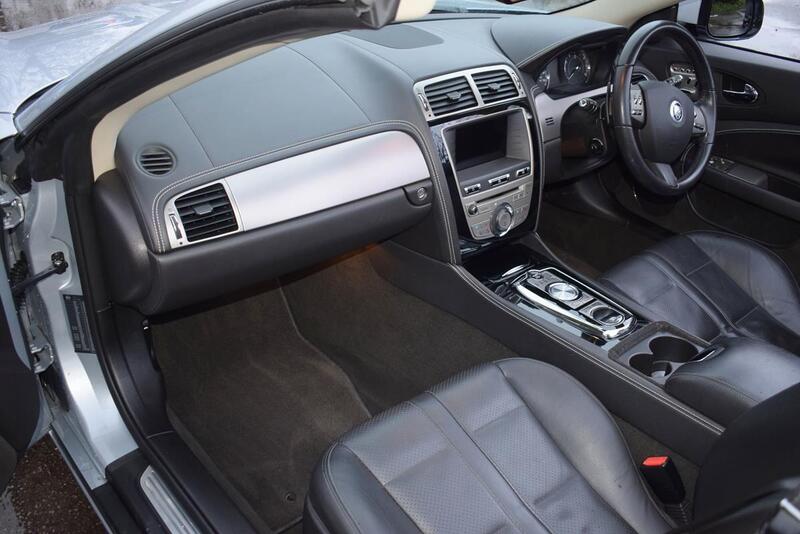 Jaguar XK view 4