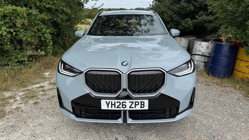 2026 BMW X3 — photo 2