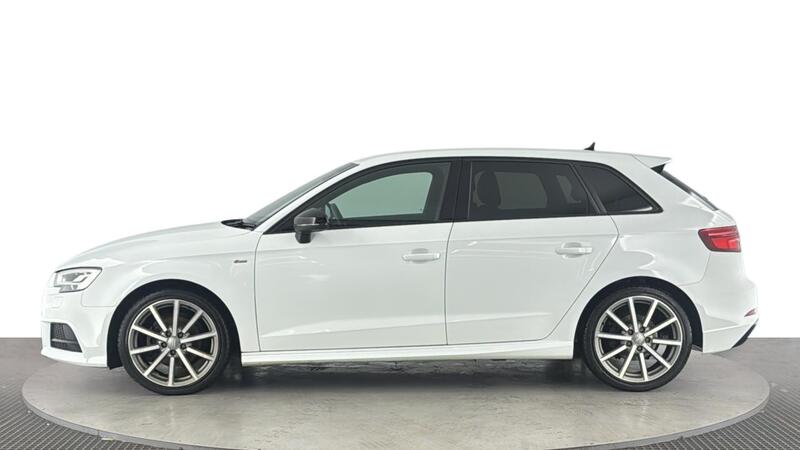 Audi A3 view 7