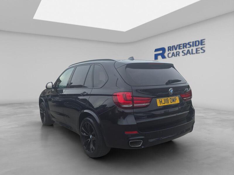 BMW X5 view 6