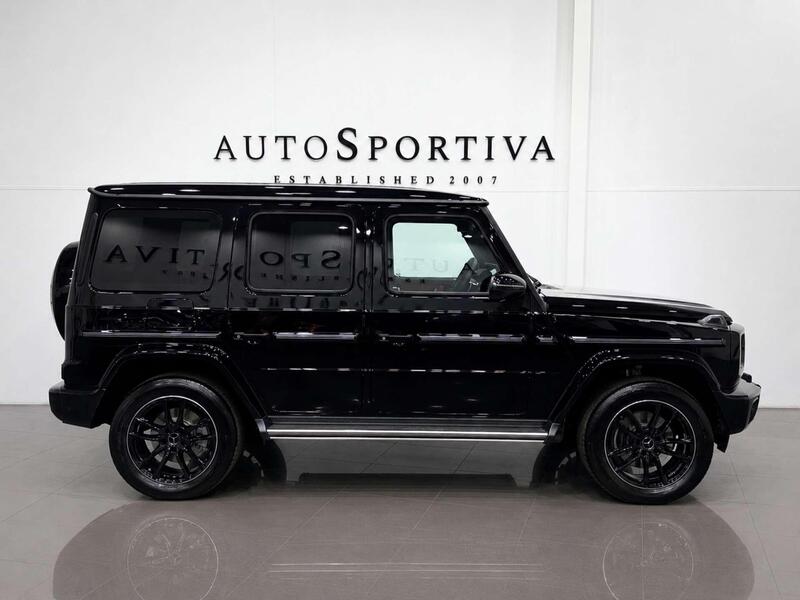 Mercedes-Benz G-Class view 3
