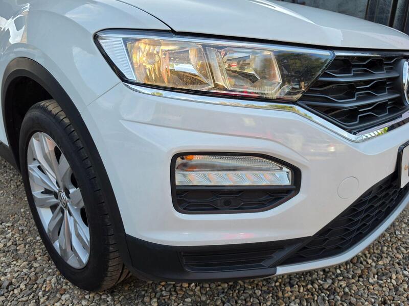 Volkswagen T-Roc 1.0 TSI SE Euro 6 (s/s) 5dr thumbnail 9