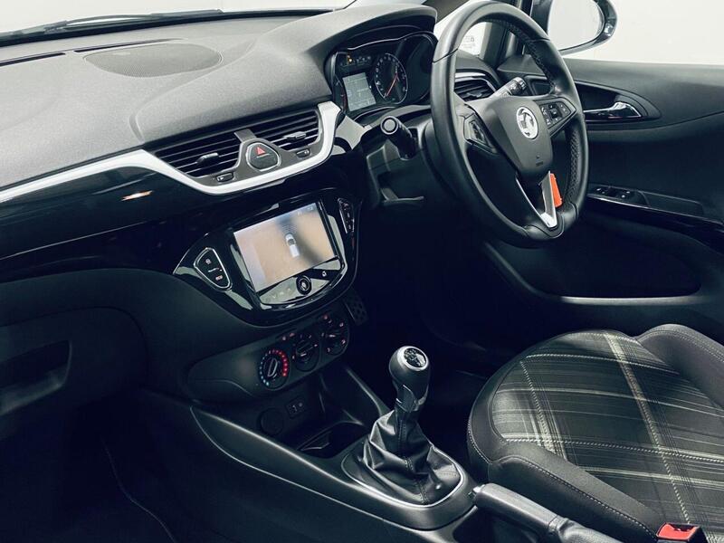 Vauxhall Corsa view 5
