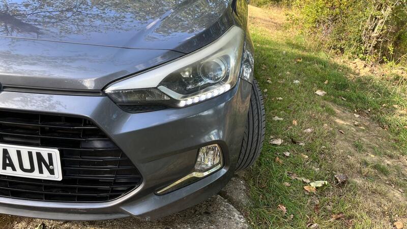 2016 Hyundai i20 — photo 17