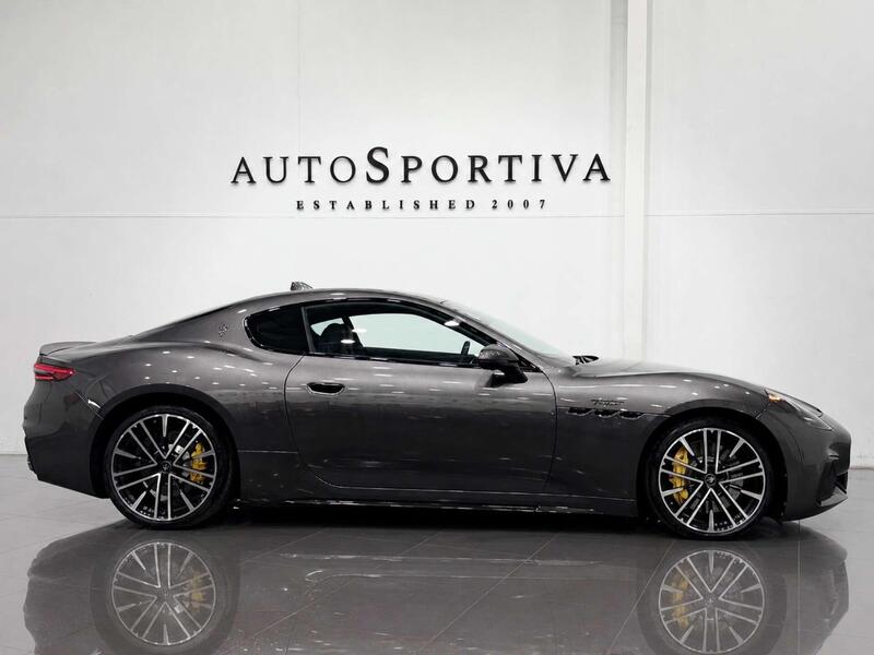 Maserati Granturismo view 3
