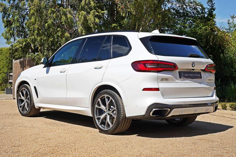 BMW X5 BMW X5 view 3