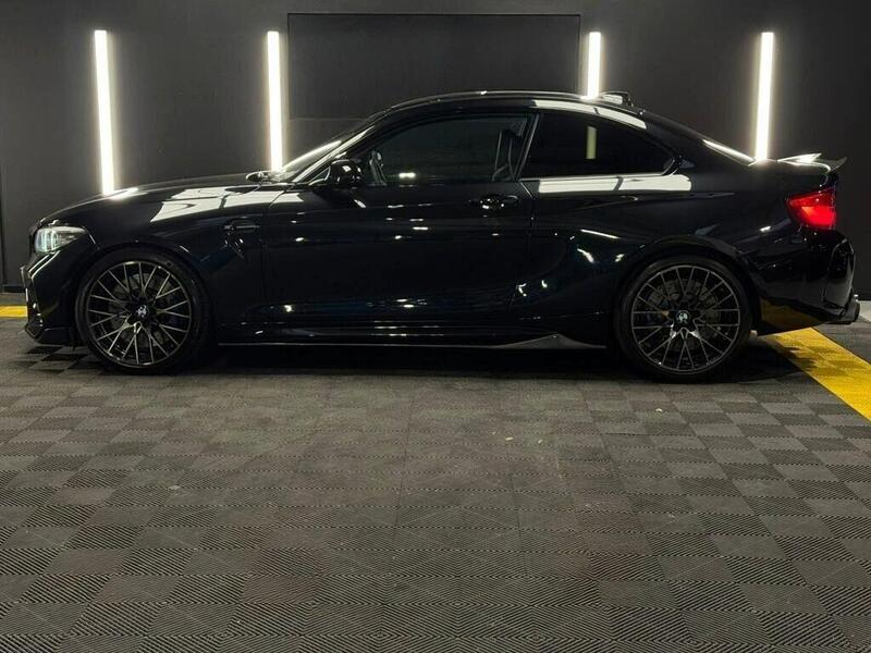 BMW M2 view 3