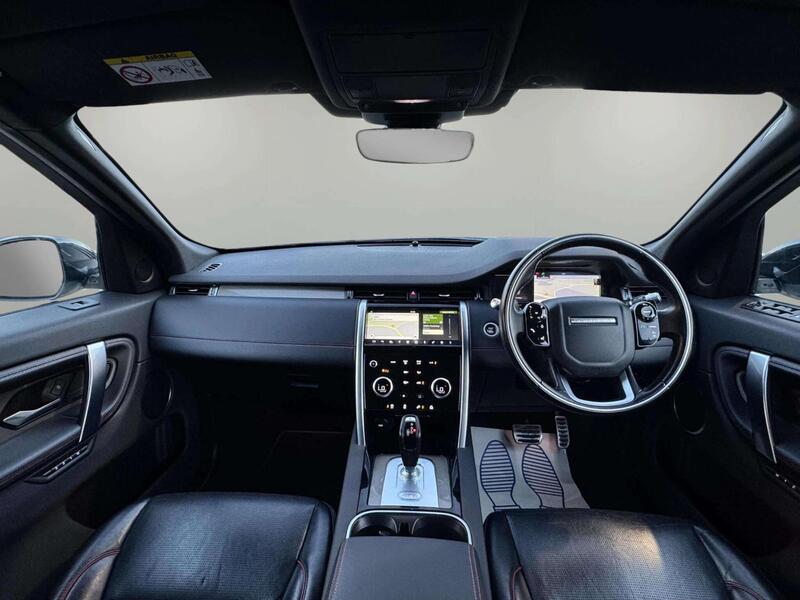 Land Rover Discovery Sport view 2