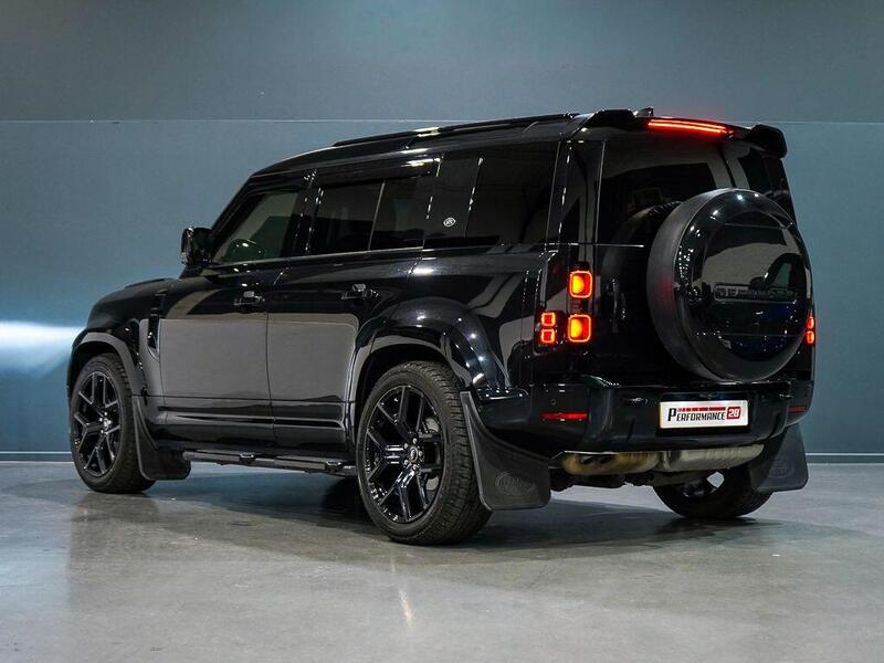 Land Rover Defender view 3