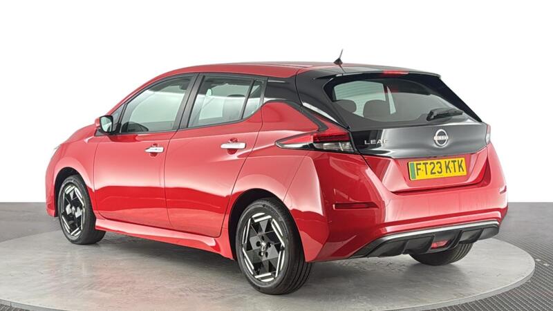 Nissan Leaf view 6