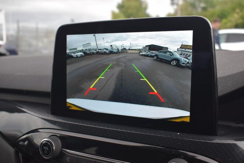 Ford Kuga view 4