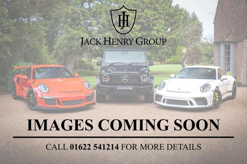 Land Rover Range Rover Sport view 2