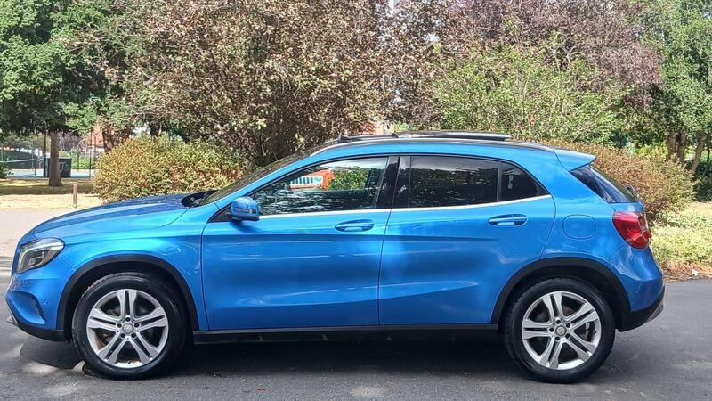 Mercedes-Benz Gla view 6