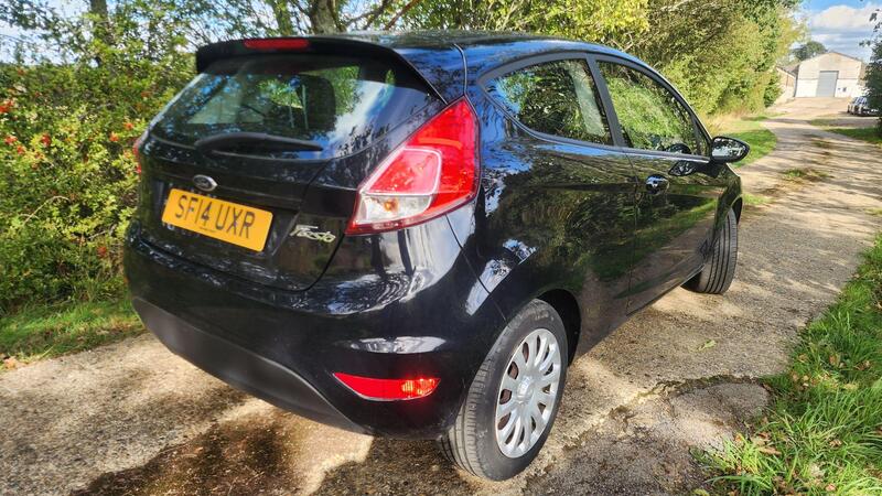 2014 Ford Fiesta — photo 13