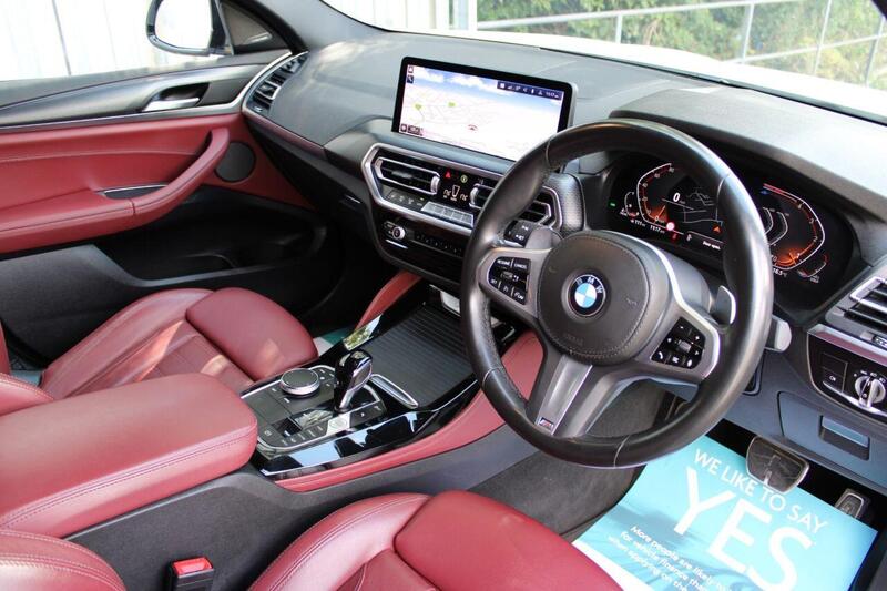 BMW X4 view 2