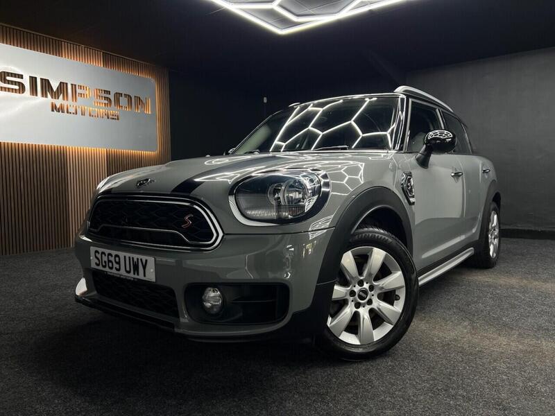 Mini Countryman main image