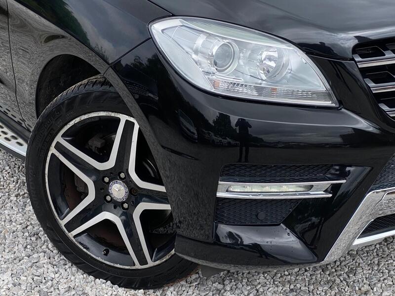 Mercedes-Benz M Class view 4