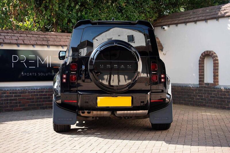 Land Rover Defender view 5