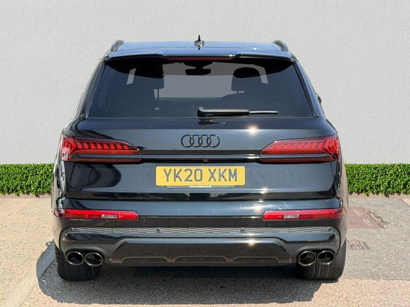 Audi Audi Q7 view 6