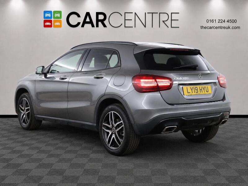 Mercedes-Benz Gla view 2