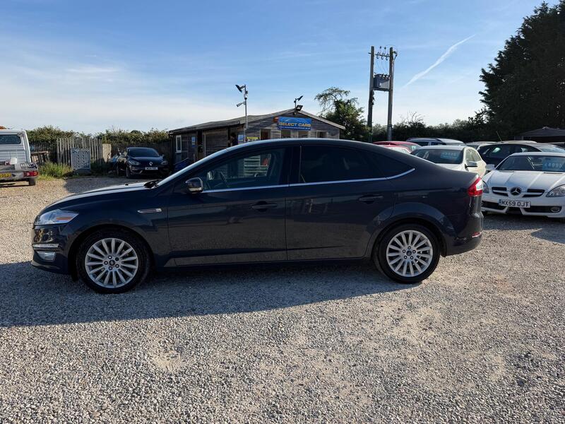 Ford Mondeo view 6