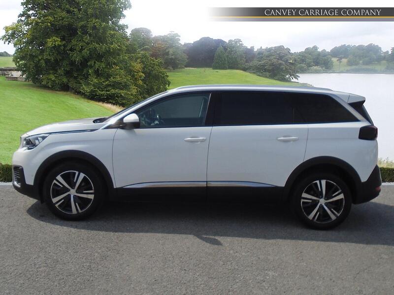 Peugeot 5008 view 6